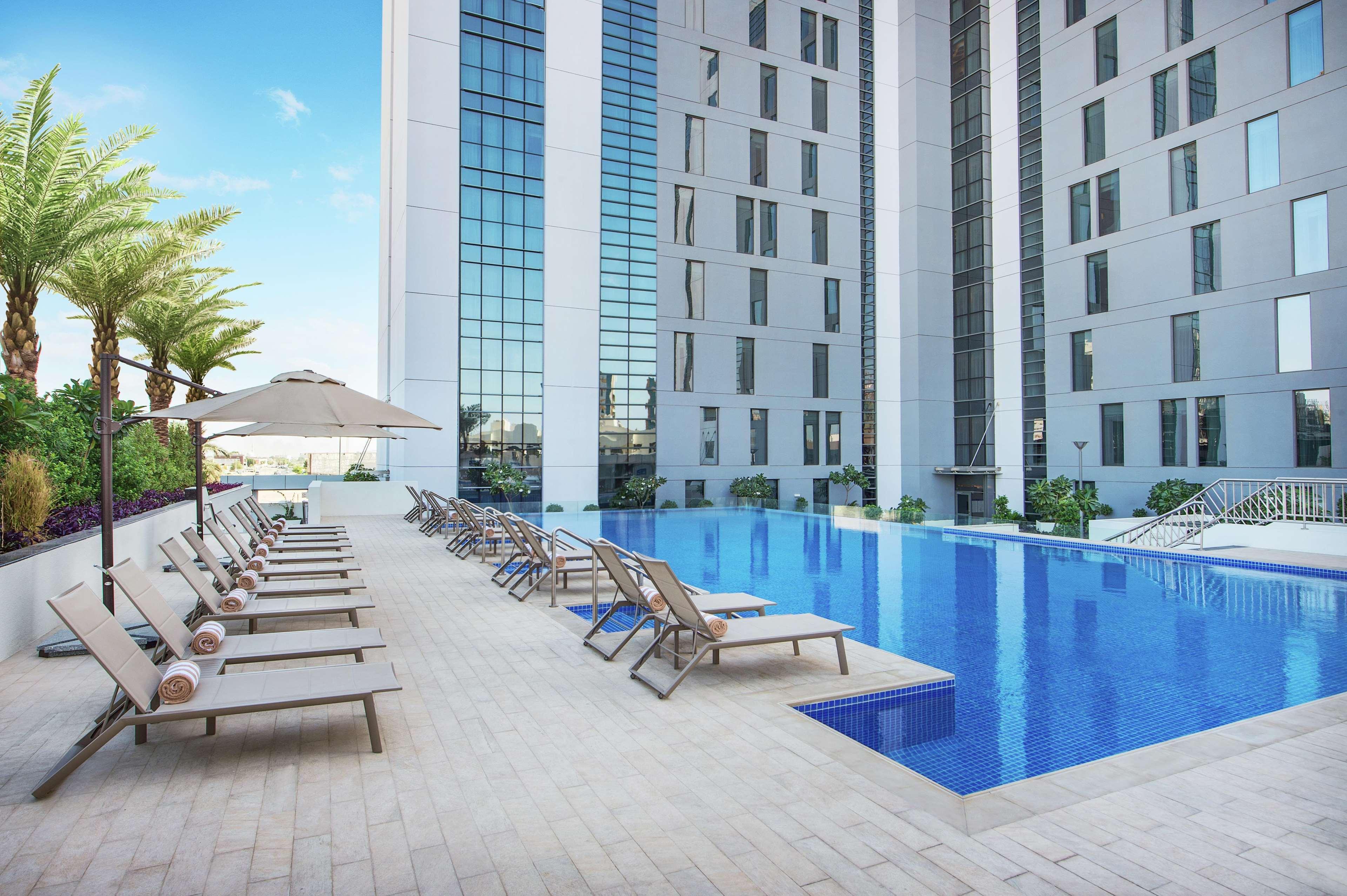 Novotel dubai al barsha. Hampton by Hilton Dubai Airport. 3* (Дубай, Дейра). Hampton by Hilton Dubai Airport 3*. Hampton by Hilton al Barsha 3 Дубай Дубай. Hampton by Hilton Dubai Airport 4*.